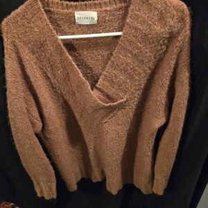 Dreamers Women's Cozy Tan V-Neck Sweater